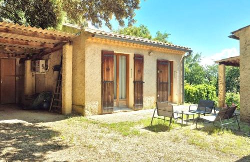 Rochegude Casa | Maison indépendante avec Jardin, Studio de 26m2 tout équipé avec Climatisation réversible