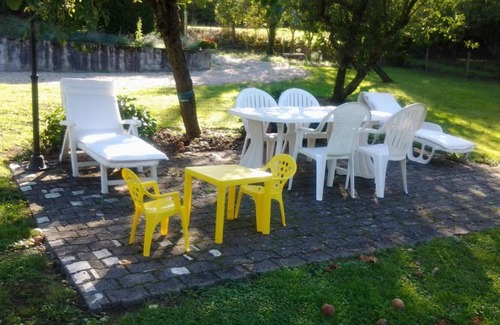 Bransat Casa | Maison Indépendante avec Grand Jardin et Cheminée, Proche Saint Pourçain - Confort et Tranquillité - FR-1-489-38