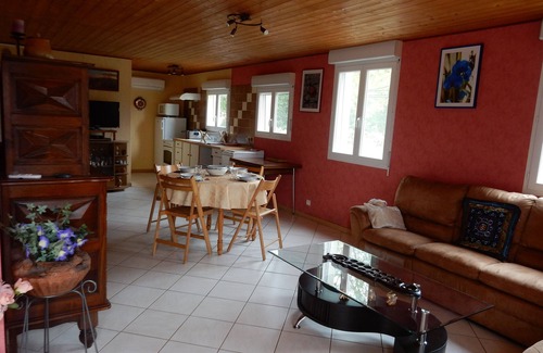 Bach Casa | Maison Indépendante Dans un Petit Village Typiquement Quercinois