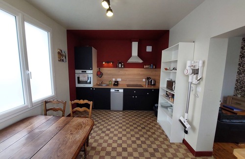 Montpon-Menesterol Casa | Maison Individuelle en Centre Ville Avec Jardin Clos et Parking Privé