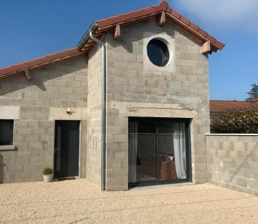 Vernay Casa | maison individuelle avec jardin terrasse proche Lyon croix rousse