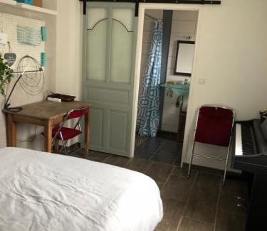 La Suze-sur-Sarthe Cama Y Desayuno | Maison La Suze