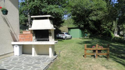 Arvieu Casa | Maison Lac de Pareloup -LES PIEDS DANS L'EAU-