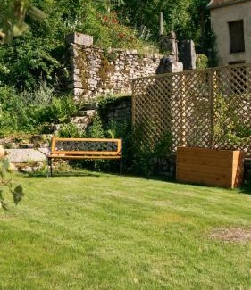 Magny-Lambert Casa | Maison les Bleuets - Hot tub