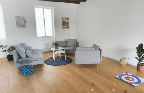 Les Ponts-de-Ce Villa | Maison Loire & Cé'rénité