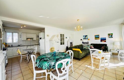 Fouras Casa | Maison lumineuse à Fouras, proche mer, 6 pers, 3 ch, jardin - FR-1-709-89