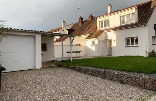 Cucq Casa | Maison lumineuse avec jardin & parking clos