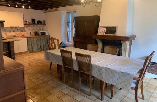 Moutier-Malcard Casa | Maison Lushbrooks