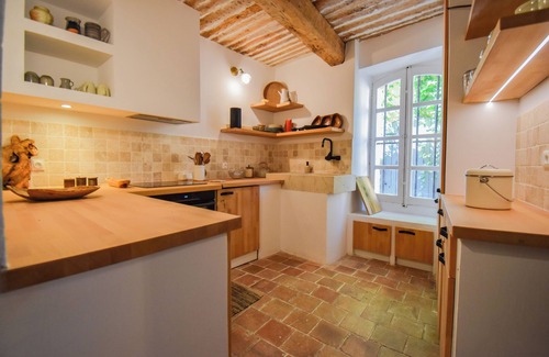 Villecroze Casa | Maison Maples: Provençal charm