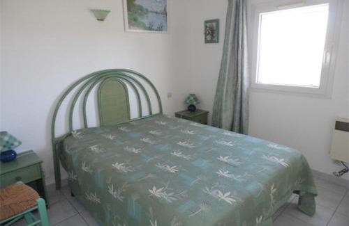 Marseillan Plage Casa | Maison mitoyenne duplex avec terrasse, garage et parking, proche plage, équipée pour 4 à 6 personnes - FR-1-326-385