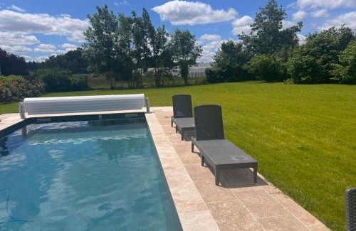 La Vernelle Casa | Maison moderne avec piscine sécurisée à La Vernelle - FR-1-591-721