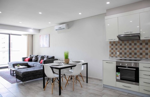 Polana Cimento A Apartamento | Maison Moz - Polana Plaza V