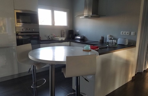 Gaillan-en-Medoc Casa | Maison neuve toute équipée avec terrasses,barbecue, terrain arboré clos au calme