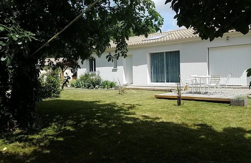 Gaillan-en-Medoc Casa | Maison neuve toute équipée avec terrasses,barbecue, terrain arboré clos au calme