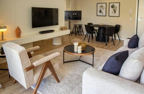 Egkomi Apartamento | Maison Noire by Staycom
