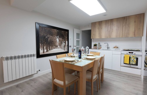 Logrono Historic Centre Apartamento | Casa Ochoa , en Centro Histórico Logroño. Corazón del Rioja y Camino de Santiago