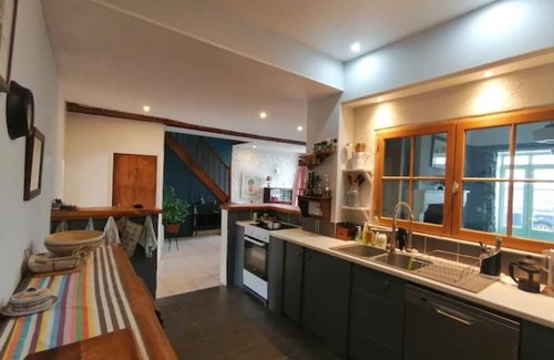 Liglet Casa | Maison Osbert: Spacious Retreat in Rural France