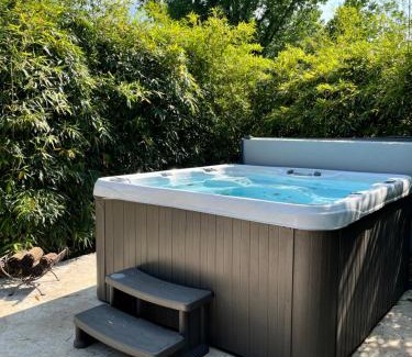 Saint-Cyprien Casa | Maison périgourdine avec spa