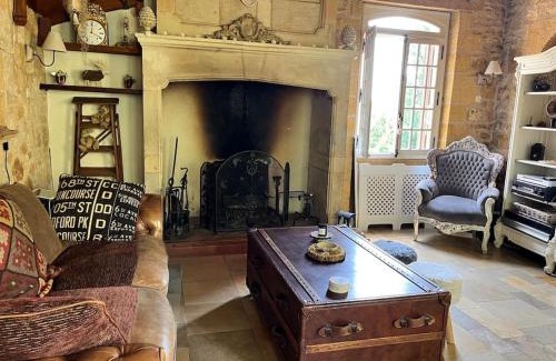 Saint-Cyprien Casa | Maison périgourdine avec spa