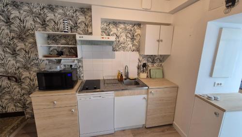 Saint-Georges-de-Didonne Apartamento | Maison plein centre ville à 100 m de la plage