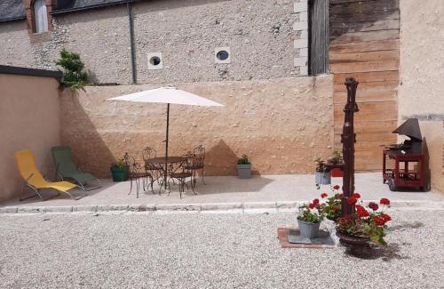 Cheverny Casa | Maison paisible avec jardin clos à Cheverny, proche commerces et Château de Tintin - FR-1-491-391