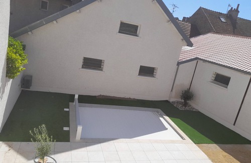 Gevrey-Chambertin Casa | Maison Pierre Contemporaine Avec Charme Avec Piscine