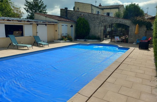 Taugon Casa | Maison Piscine Entre mer et Marais Poitevin