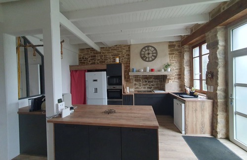 Guerlesquin Casa | Maison Pour 6 Personnes au Centre de Guerlesquin Finistere