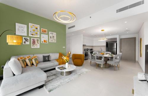 Dubai Apartamento | Maison Privee - Trendy Apt on the Creek w/Superb Dubai Skyline Vw