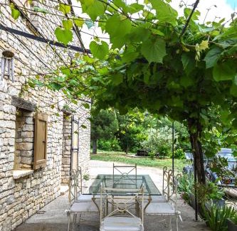 Viens Casa | Maison provençale