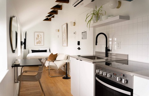 Old Montreal Apartamento | Maison Rasco - One-bedroom double size bed suite