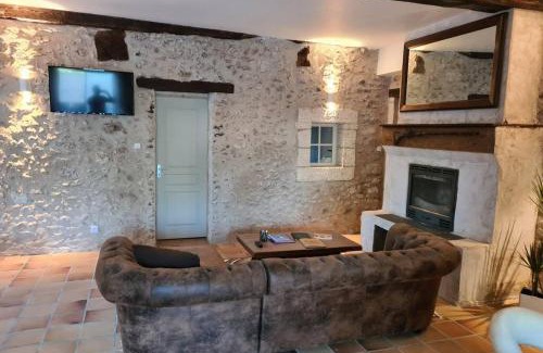 Sourzac Casa | MAISON RESTAUREE 6 PERSONNES AU COEUR DU PERIGORD