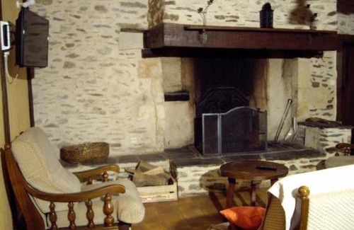 Rouez Casa | Maison Rivière avec Terrasse, Wifi et Jardin Fleuri - Idéal Pêcheurs - FR-1-410-168