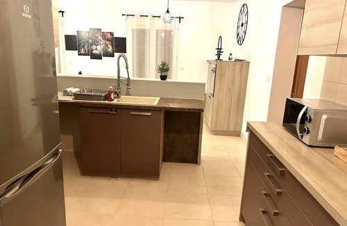 Lacroix-Falgarde Casa | Maison Romantique ou Familiale Avec Jacuzzi, Sauna, Salle de Cinéma, Babyfoot