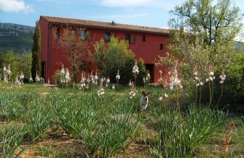 Plan-d'Aups-Sainte-Baume Casa | Maison Rouge