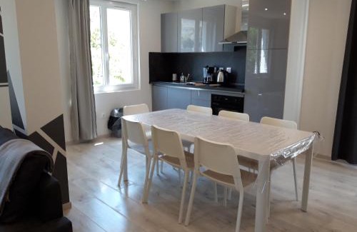 Lourdes Apartamento | Maison Saint Matteo