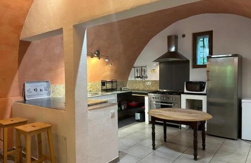 Castellane Casa | Maison spacieuse à Castellane avec jardin et vue montagne