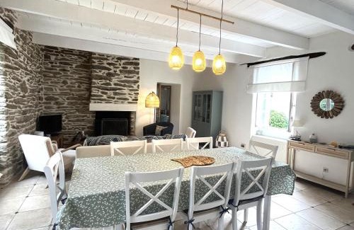 Groix Casa | Maison spacieuse avec jardin au cœur de Lomener - FR-1-813-7