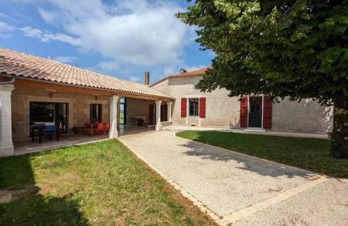 Val-des-Vignes Casa | Maison spacieuse avec piscine chauffée, jardin clos, terrasses, cheminée, et équipements bébé inclus. - FR-1-653-183