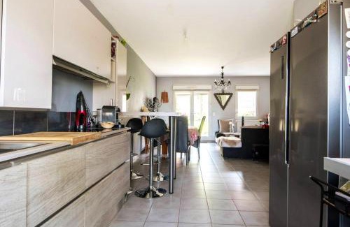La Madeleine Casa | Maison spacieuse, quartier La Madeleine, terrasse et jardin