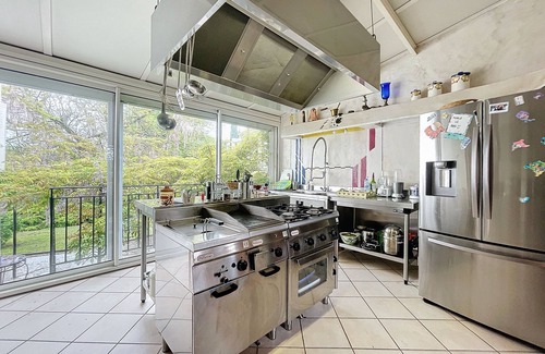 Vieux Vichy Casa | Maison sur L'eau Avec Jardin et Piscine