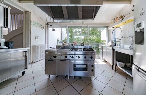 Vieux Vichy Casa | Maison sur L'eau Avec Jardin et Piscine