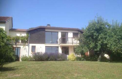 Aubin Casa | Maison sur la colline cheminée WIFI proche Thermes