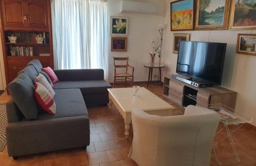 Lambesc Casa | Maison T4, campagne Provençale calme, tout confort