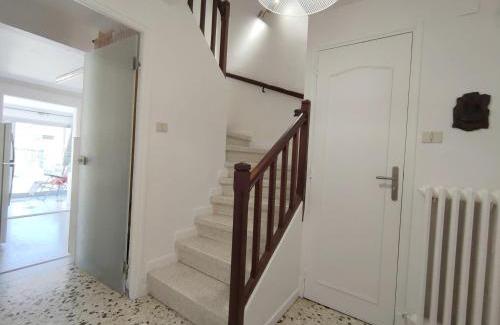 Balaruc-les-Bains Casa | Maison T4 lumineuse avec jardin, à 10 min des Thermes, classée 3 étoiles, centre-ville de Balaruc-les-Bains - FR-1-503-164