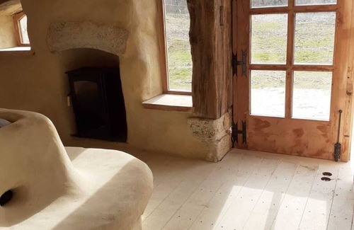 L'Isle-Bouzon Cabina | Maison Terre Cabanes de Fallot / sauna - cold bath / shared natural swimming pool