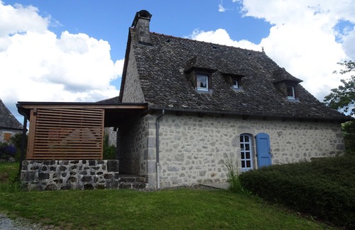 Junhac Casa | Maison Traditionnelle en Haute Auvergne
