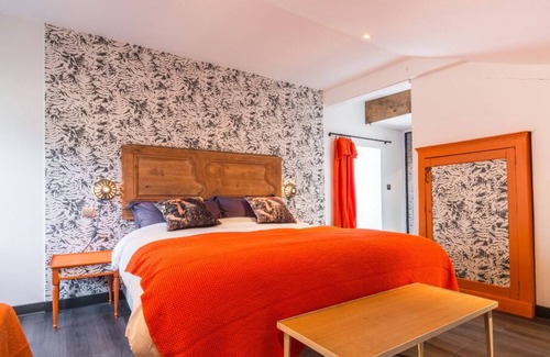 Candes-Saint-Martin Casa | Maison Trochet - Château de Candes - Art & Spa