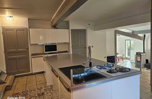 Albon Casa | Maison Type Provençale, Calme Sans vis à Vis, à 2 pas du Golf, Proche de Vienne