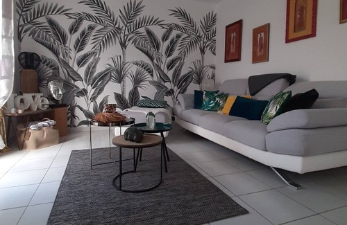 Le Rosais-La Flourie Casa | Maison V&J